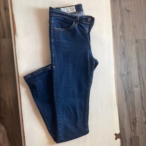 Imogene + Willie Blue Skinny Jeans with Sleek Indigo Finish